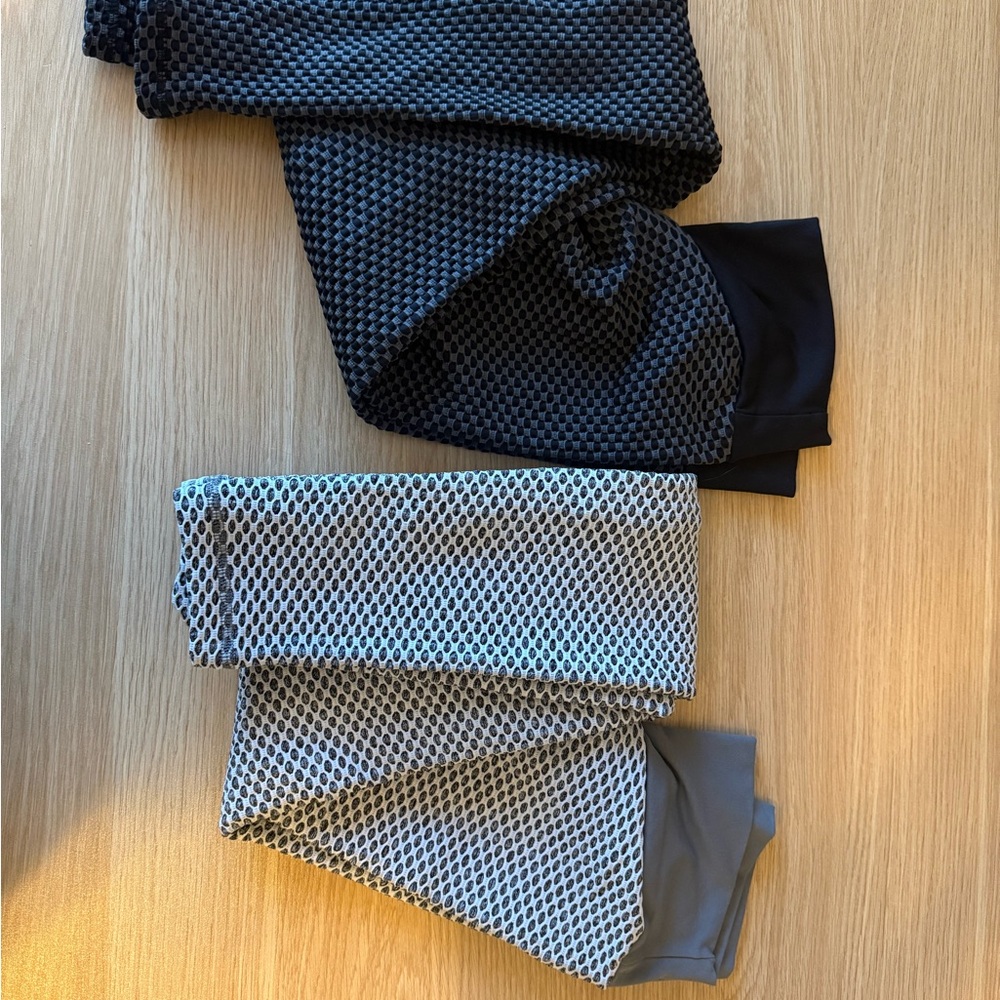 Black and Gray Textured Leggings
